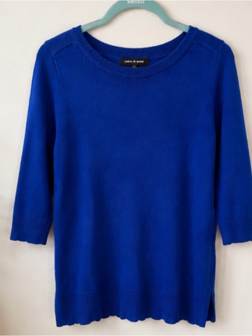 Cable & Gauge Women's Royal Blue Crewneck Sweater